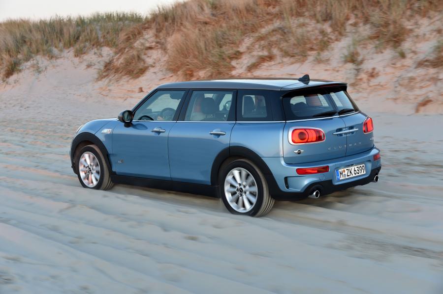  Mini Cooper SD Clubman ALL4 2016 года  (фото 37 из 101)